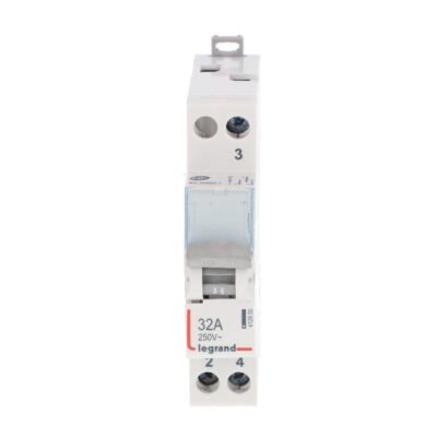 Przełącznik modułowy zasilania I-II 32A 1P 412900